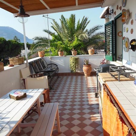 Casa Lunastella Locazione Turistica مونديلّو الغرفة الصورة