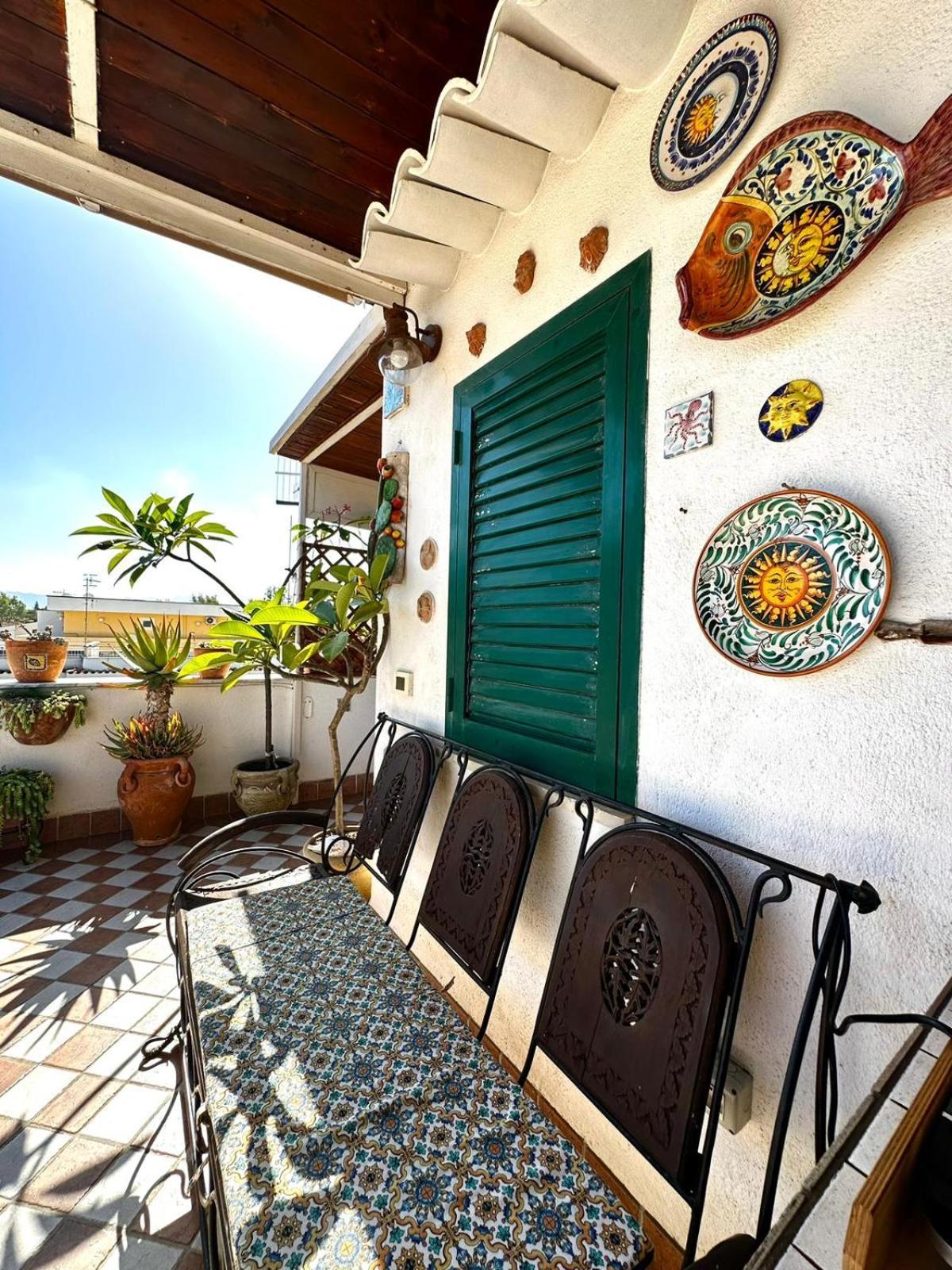 Casa Lunastella Locazione Turistica مونديلّو المظهر الخارجي الصورة